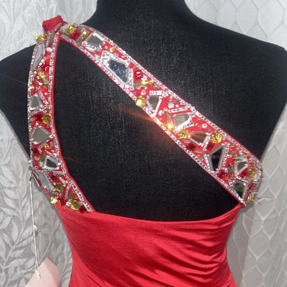 Red and silver bedded cocktail mini dress - Picture 8 of 8